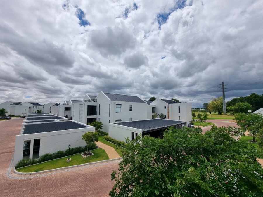 1 Bedroom Property for Sale in Val De Vie Estate Western Cape
